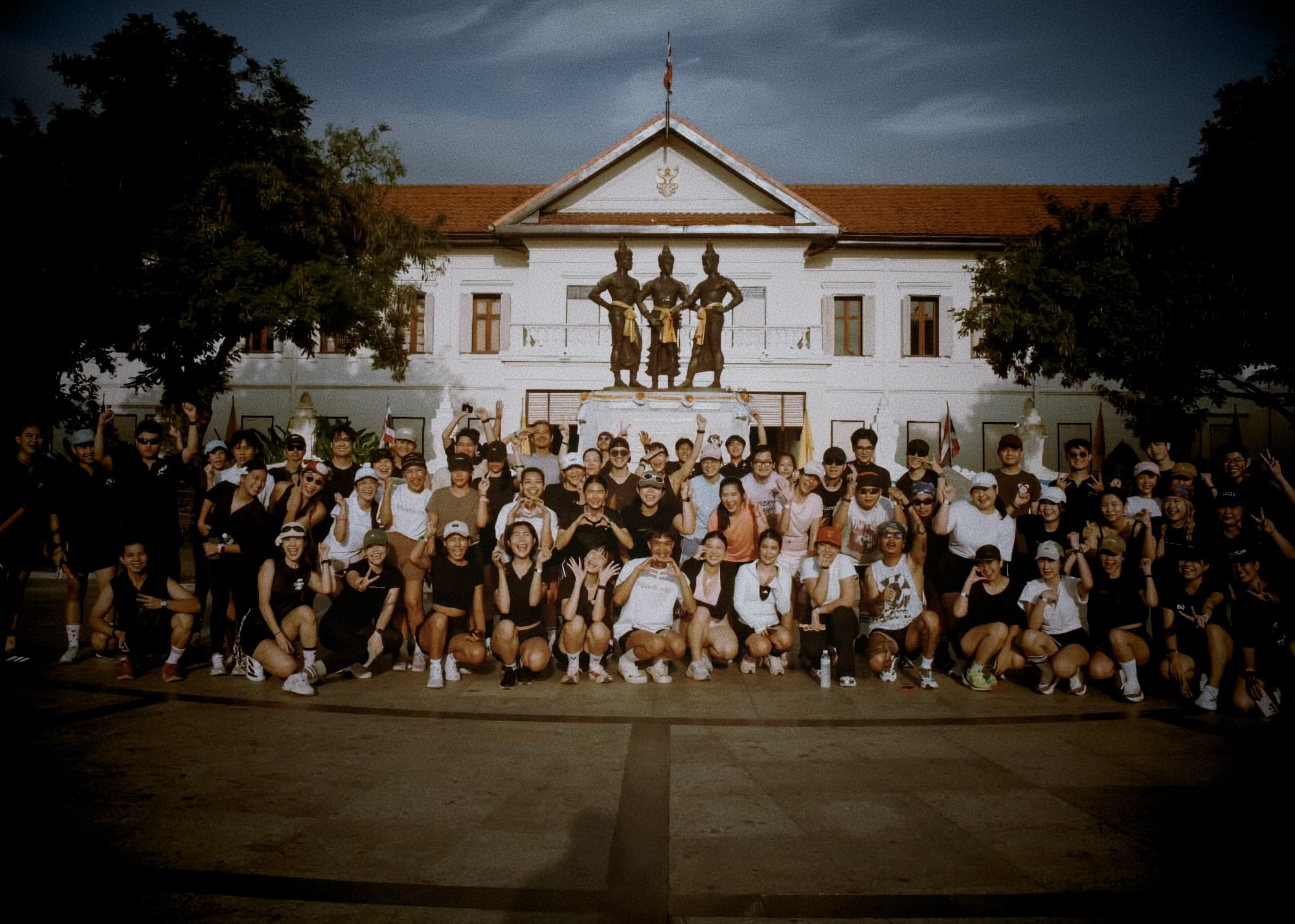 Lhon Runner Moving Together Through the Streets of Chiang Mai